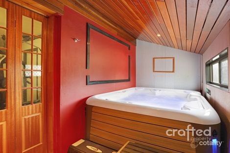 Property photo of 1 Parkroyal Crescent Regents Park QLD 4118