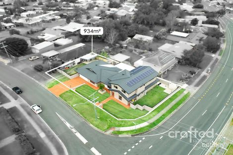 Property photo of 1 Parkroyal Crescent Regents Park QLD 4118