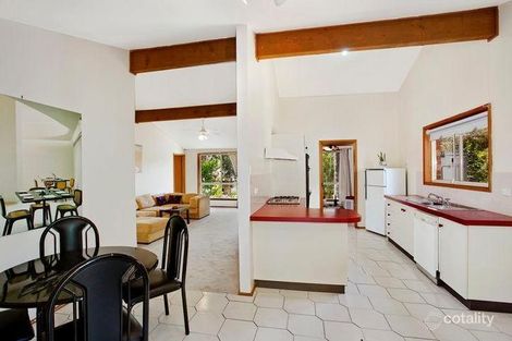 Property photo of 6 White Cedar Close Green Point NSW 2251