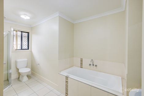 Property photo of 42 Wyndham Circuit Holmview QLD 4207