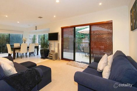 Property photo of 23 Argyle Close Hughesdale VIC 3166