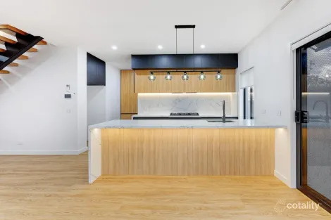 Property photo of 2A Maxwell Court Attwood VIC 3049