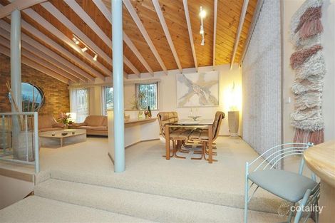 Property photo of 10 Glencara Close Westmeadows VIC 3049