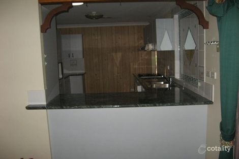 Property photo of 110 Donalbain Circuit Rosemeadow NSW 2560