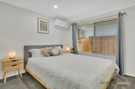 Property photo of 103 Clarendon Circuit Forest Lake QLD 4078