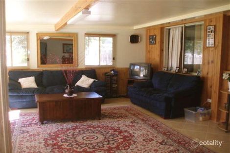 Property photo of 4 Clarendon Crescent Basin View NSW 2540