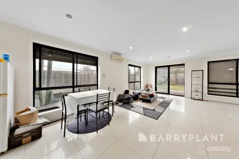 Property photo of 2/2 Peter Court St Albans VIC 3021
