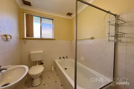 Property photo of 2/11 Avoca Street Goulburn NSW 2580