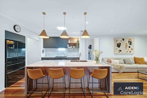 Property photo of 1 Barrett Mews Caroline Springs VIC 3023