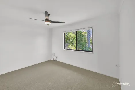 Property photo of 63 Sunbird Chase Parrearra QLD 4575