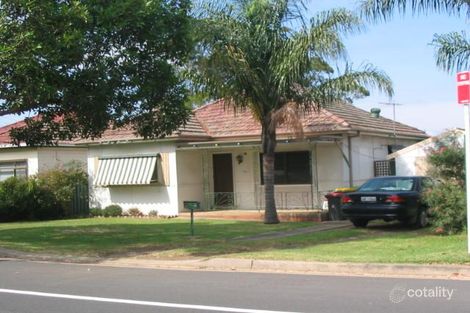 215 Bransgrove Rd, Panania, NSW 2213