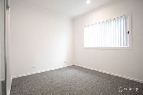 22b Stewards Dr, Kembla Grange, NSW 2526