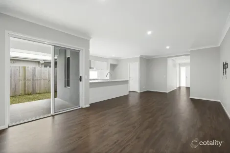 Property photo of 8 Terrence Avenue Nirimba QLD 4551