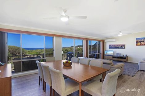 Property photo of 10 Driftwood Close Caves Beach NSW 2281