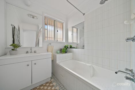 Property photo of 4 Pamela Close Bateau Bay NSW 2261