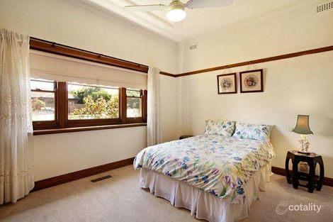 Property photo of 554 Centre Road Bentleigh VIC 3204