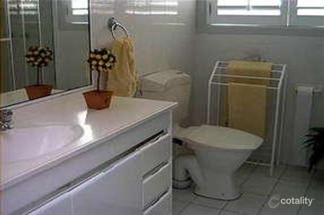 Property photo of 33 Peter Thomson Drive Parkwood QLD 4214