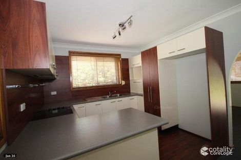 Property photo of 4 Harwood Close Mannering Park NSW 2259