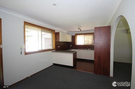 Property photo of 4 Harwood Close Mannering Park NSW 2259