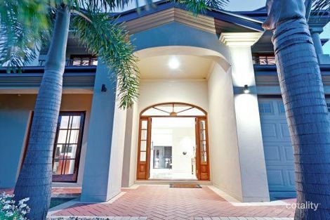 Property photo of 5 Pinnacle Place Eight Mile Plains QLD 4113