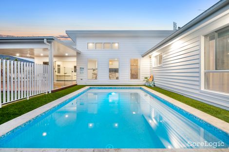 Property photo of 23 Bowline Road Mermaid Waters QLD 4218