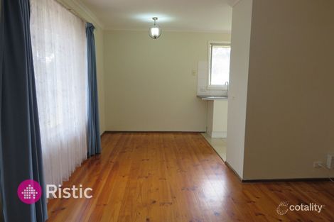 Property photo of 28 Buckmaster Drive Mill Park VIC 3082