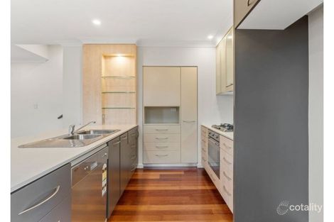 Property photo of 1/4B Herries Street East Toowoomba QLD 4350