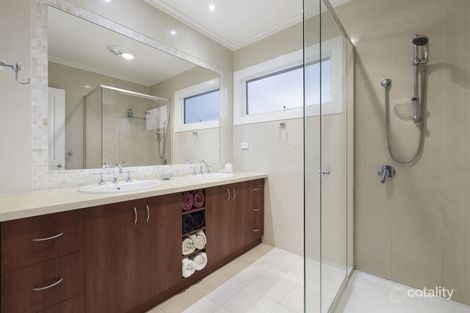 Property photo of 4 Hunt Crescent Ascot Vale VIC 3032