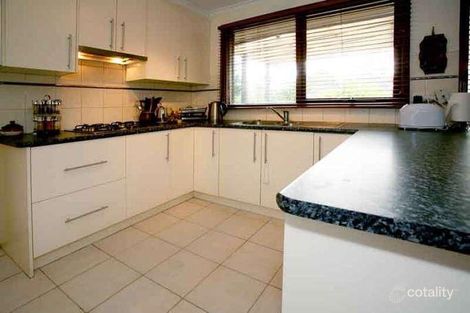 Property photo of 32 Madigan Drive Glen Waverley VIC 3150