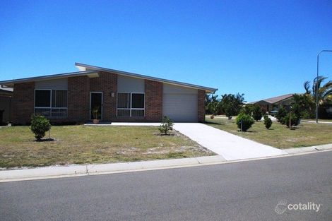 2/6 Bulleen Way, Burrum Heads, QLD 4659