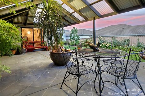 Property photo of 9 Dobell Place Lloyd NSW 2650