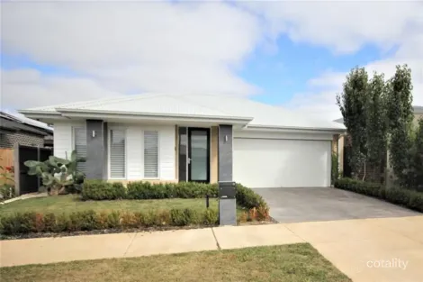 Property photo of 11 Momentum Drive Mount Duneed VIC 3217
