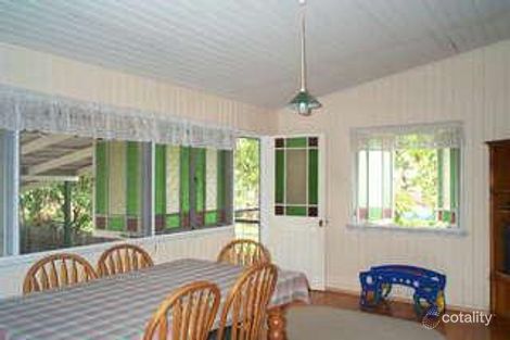 Property photo of 25 Barnes Avenue Coorparoo QLD 4151