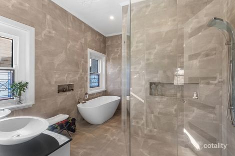 Property photo of 4 Sargood Street Hampton VIC 3188