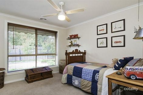 Property photo of 10 Lena Court Hoppers Crossing VIC 3029