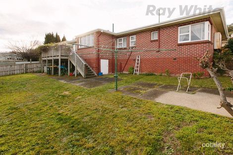 Property photo of 34 Malunna Road Lindisfarne TAS 7015