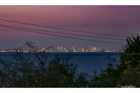 Property photo of 4 Devon Court Mount Martha VIC 3934