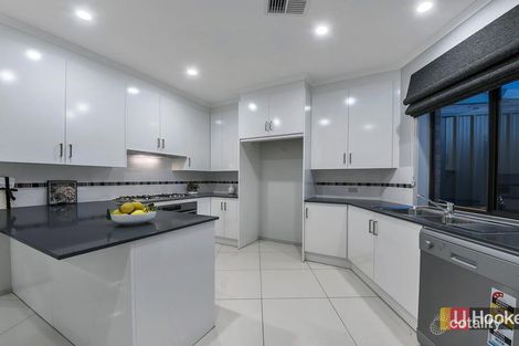 Property photo of 16 Shackleton Court Greenwith SA 5125