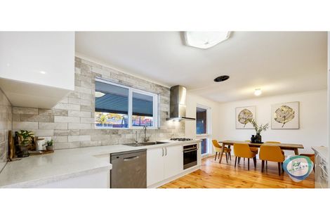 Property photo of 10 Quondong Avenue Parafield Gardens SA 5107