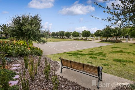 Property photo of 44 Napoli Circuit Greenvale VIC 3059