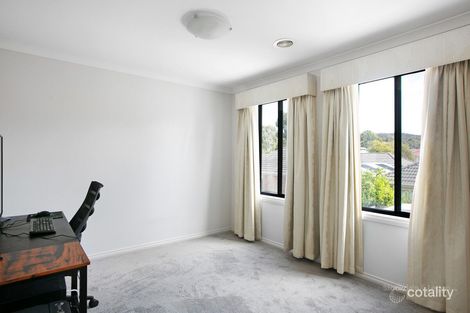 Property photo of 181 The Lakes Boulevard South Morang VIC 3752
