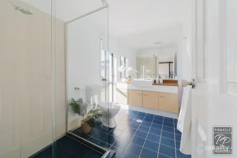 Property photo of 36 High Street Forest Lake QLD 4078