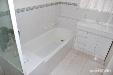 Property photo of 32 Sunbury Road Shepparton VIC 3630