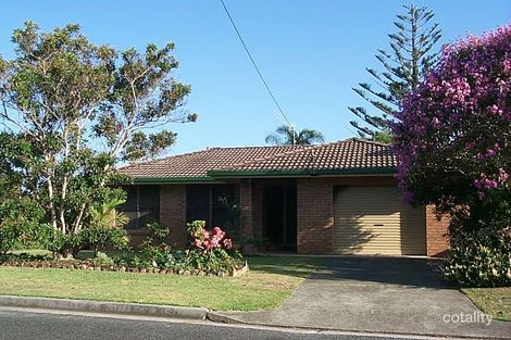 Property photo of 4 Lepemi Place North Haven NSW 2443