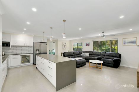 Property photo of 17 Greenbank Circuit Carrara QLD 4211