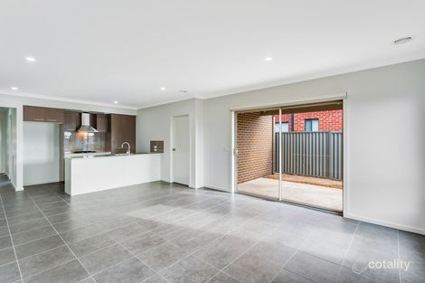 Property photo of 8 Farrow Place Maddingley VIC 3340