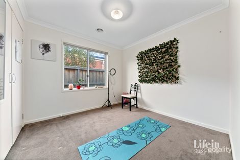 Property photo of 8 Highbridge Street Point Cook VIC 3030