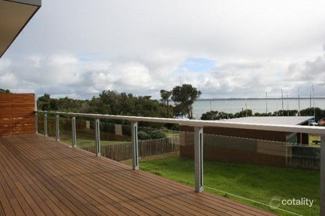 6a Osbourne Ave, Cowes, VIC 3922