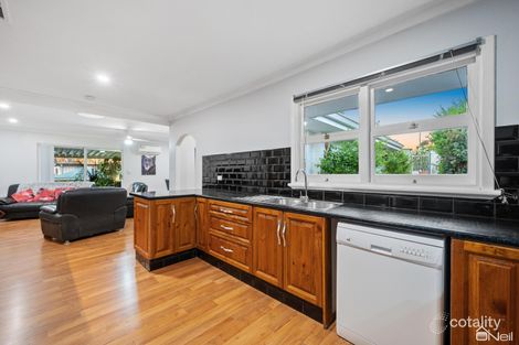 Property photo of 11 Gemsarna Crescent Kelmscott WA 6111