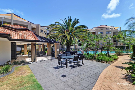 Property photo of 112/392-398 Marine Parade Labrador QLD 4215